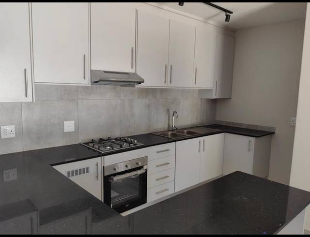 1 BEDROOM PROPERTY TO RENT IN DIE BULT